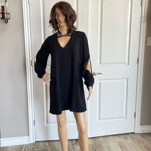 BCBG Maxazria black dress 🔥